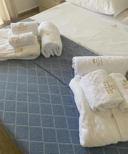 Fabrizia Alojamento de Acomodação e Pequeno-almoço Diamante