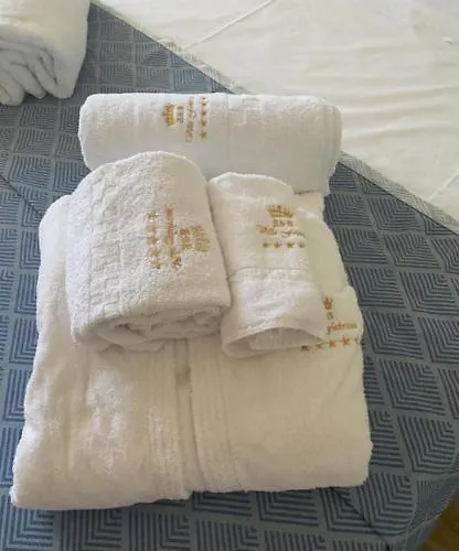 Alojamento de Acomodação e Pequeno-almoço Fabrizia 4*