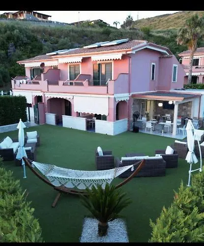 Alojamento de Acomodação e Pequeno-almoço Fabrizia 4*